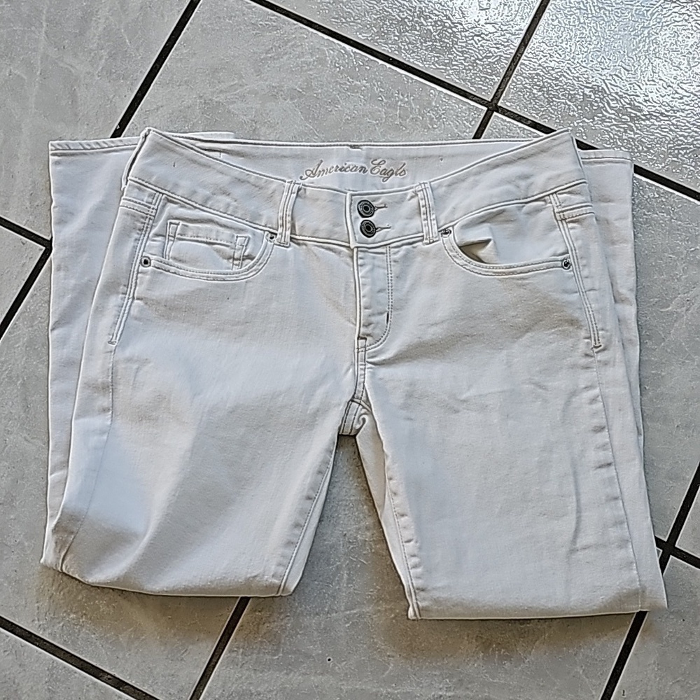 American Eagle stretch artist jeans size 6